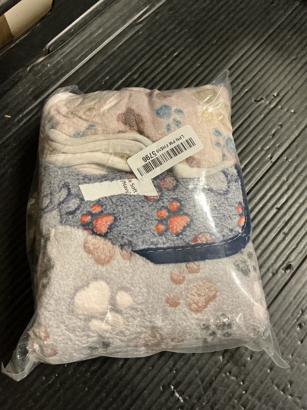 Photo 1 of 1 Pack 3 Blankets Fluffy Premium Fleece Soft Pet Blanket Flannel Throw for Cat Dog Puppy (Large 41x31'', Paw-Beige/Grey/Navy)