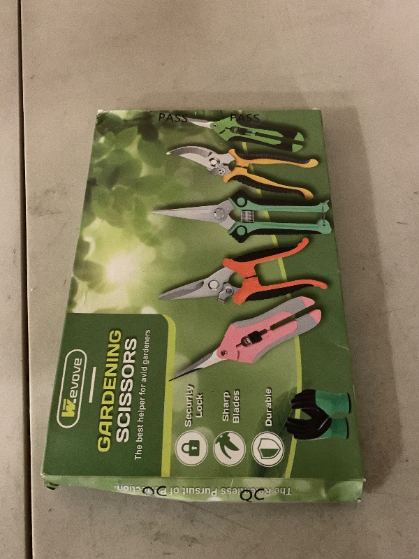 Photo 1 of 3 Pack Garden Pruning Shears Stainless Steel Blades Handheld Pruners Set with Gardening Gloves