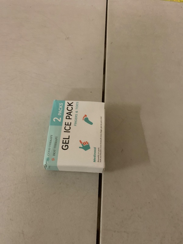 Photo 1 of 2PCS Finger Sleeves Gel Ice Pack, Lasting Cold Compress Freeze Sleeve, Reusable Finger Brace Ice Packs for Injuries, Arthritis, Tendonitis, Gout, Sprains, Middle Protectors (Blue)