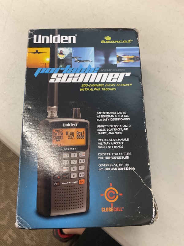 Photo 1 of Uniden Bearcat BC125AT Handheld Scanner, 500-Alpha-Tagged Channels, Close Call Technology, PC Programable, Aviation, Marine, Railroad, NASCAR, Racing, and Non-Digital Police/Fire/Public Safety.