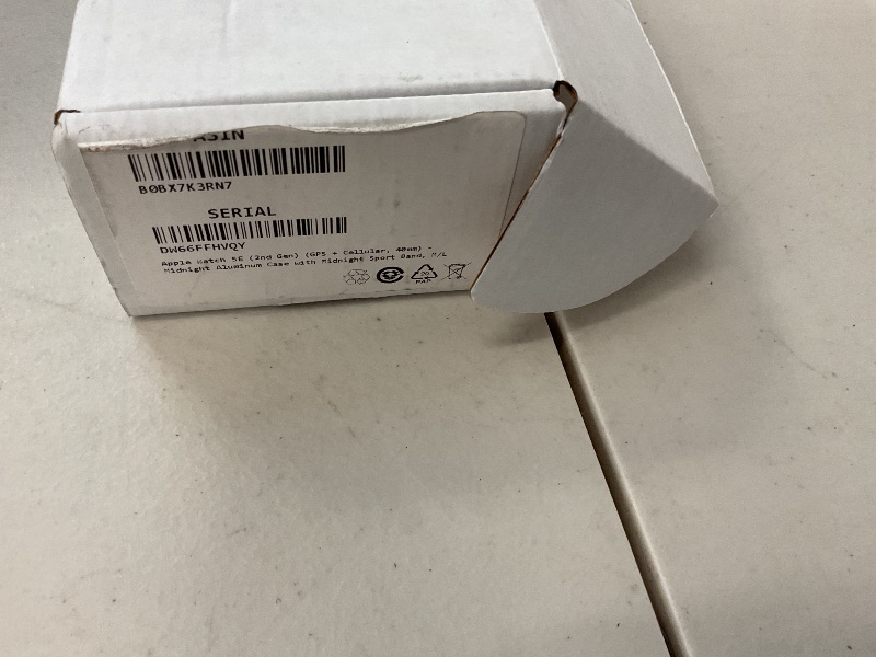 Photo 1 of Apple Watch SE (2nd Gen) (GPS + Cellular