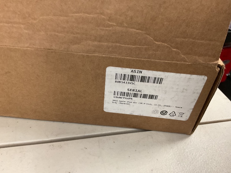 Photo 1 of 2022 Apple iPad Air (10.9-inch, Wi-Fi, 256GB) - Space Gray (Renewed)