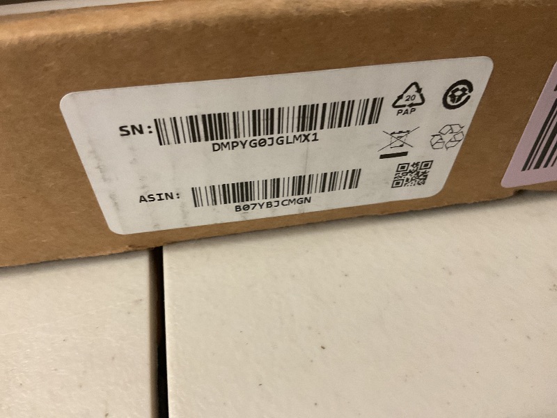 Photo 1 of Apple iPad Air (10.5-inch