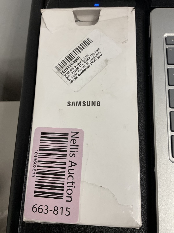Photo 1 of SAMSUNG Galaxy A16 5G (SM-A166M/DS), 256GB 8GB RAM, Dual SIM, Factory Unlocked GSM, International Version (25W Power Adapter Bundle) - (Light Green)