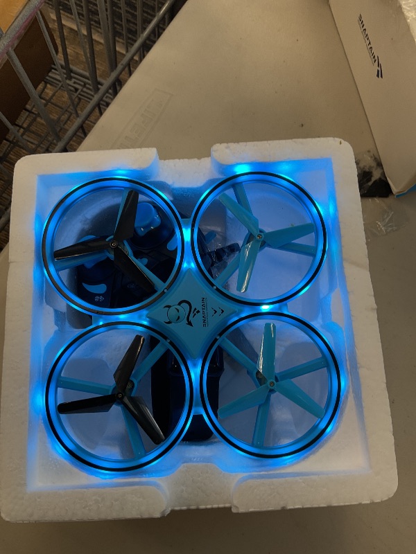Photo 1 of SNAPTAIN SP300 Mini Drone
