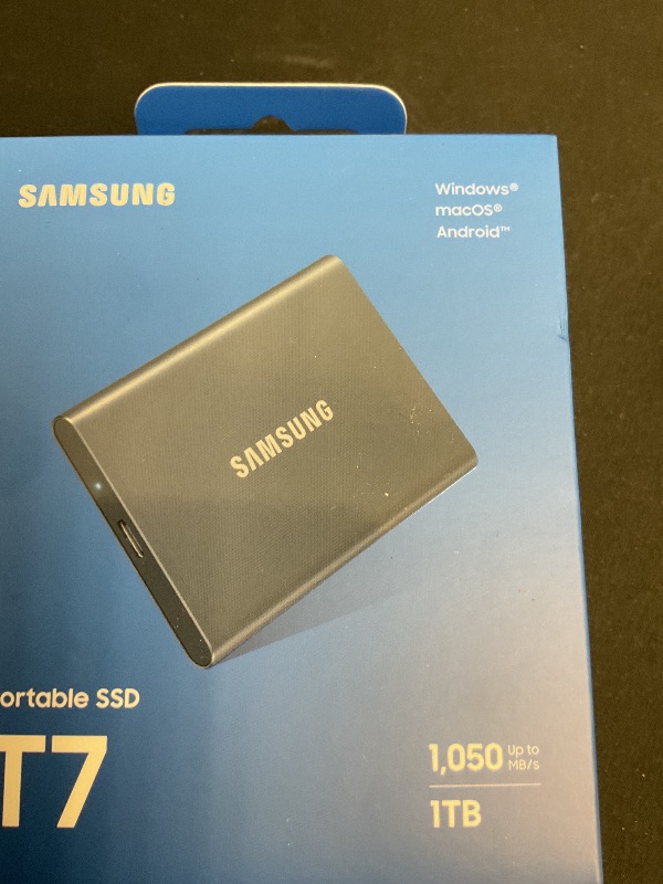 Photo 1 of Samsung T7 Portable SSD, 1TB External Solid State Drive, Speeds Up to 1,050MB/s, USB 3.2 Gen 2, Reliable Storage for Gaming, Students, Professionals, MU-PC1T0T/AM, Gray
