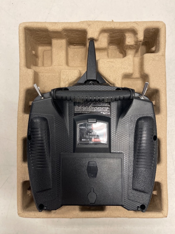 Photo 1 of Spektrum DX6e 6-Channel DSMX 2.4GHz RC Radio Transmitter Only (No Receiver) with 250 Model Memory | Telemetry | Wireless Trainer Link, SPMR6655 , Black