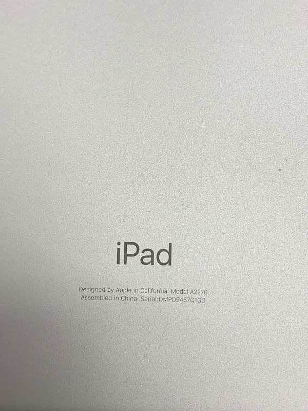 Photo 1 of 2020 Apple iPad (10.2-inch, WiFi, 32GB) - Silver (Renewed Premium)