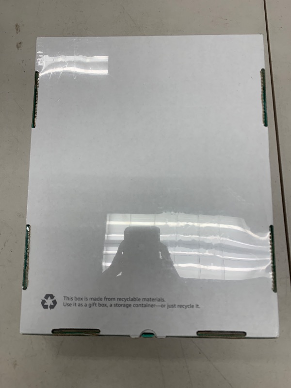 Photo 1 of 2020 Apple iPad (10.2-inch, WiFi, 32GB) - Silver (Renewed Premium)