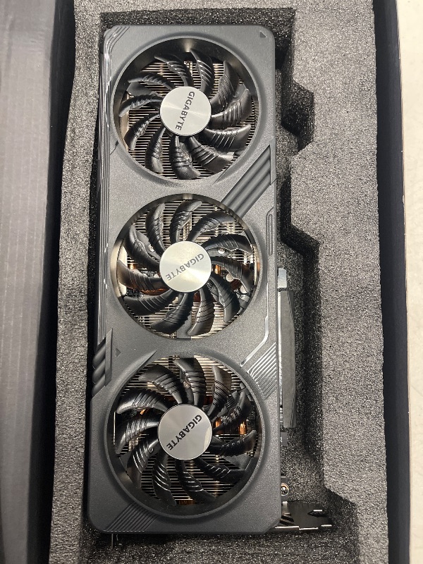 Photo 1 of Gigabyte Radeon RX 7600 XT Gaming OC 16GB Graphics Card - 2810 MHz Core, 16GB GDDR6 18000MHz 128-bit Memory, PCI-E 4.0, 2X DP 1.4, 2X HDMI 2.1a, RDNA Architecture, RGB Fusion, GV-R76XTGAMING OC-16GD