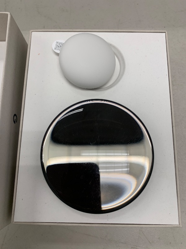 Photo 1 of Google Nest Learning Thermostat (4th Gen, 2024) with Nest Temperature Sensor - Energy Saving Smart Thermostat - Works with Alexa, Apple HomeKit and Google Home App - Polished Obsidian