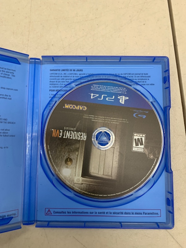 Photo 1 of Resident Evil 7: Biohazard - PlayStation 4