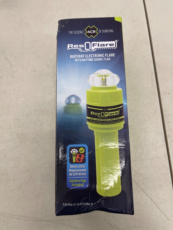 Photo 1 of ACR ResQFlare Electronic Distress E-Flare and Flag, USCG Approved Replacement for Pyrotechnic Flares - ACR 3966
