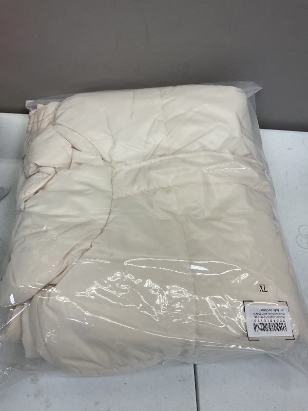 Photo 1 of Size XL.  Pink Queen Women's Oversized Quilted Puffer Vest Casual Loose Sleeveless Stand Collar Zip Up Winter Long Warm Outerwearjacket Off White XL
