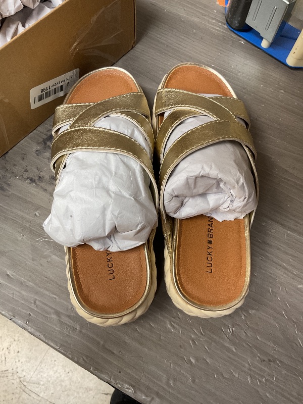 Photo 1 of Lucky Brand Women's LOFTEE Sandal-Platform, Platino, 6.5