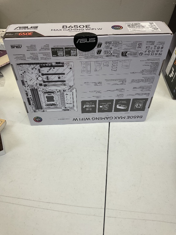 Photo 1 of ASUS B650E MAX Gaming WiFi W – AMD B650 AM5 ATX Motherboard, White PCB, DDR5, PCIe 5.0, 3X M.2, Wi-Fi 6E, 2.5Gb LAN, USB 10Gbps Type-C, DisplayPort, HDMI™, BIOS Flashback™, Aura Sync, Advanced AI PC