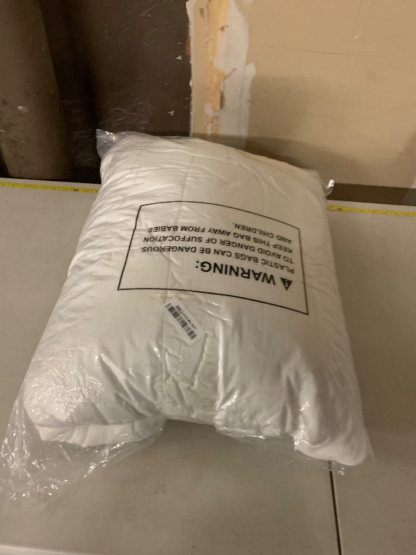 Photo 1 of 100% Viscose Made from Bamboo Comforter for Hot Sleepers- Breathable Cooling Silky Soft Duvet Insert Queen Size-with 8 Corner Tabs- All Season Comforter (88x88 Inches, White)