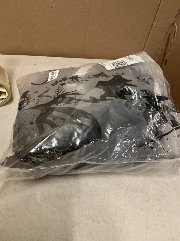 Photo 1 of Men's Ski Jacket Waterproof Windproof Insulated Snowsuit Hooded Snowboard Jacket for Winter Sports Medium