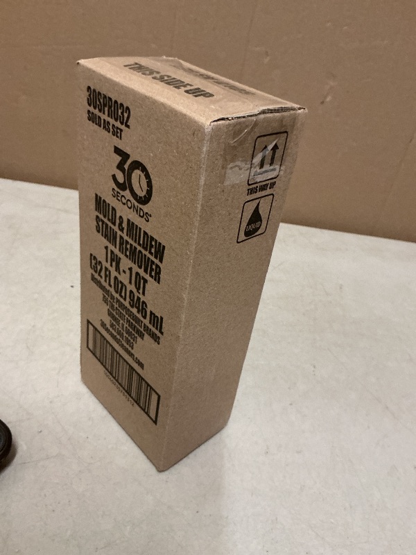 Photo 1 of 30 SECONDS Pro Mold and Mildew Stain Remover | Scrub Free | Brighter Results Instantly | Ready To Use | 32 Fl. Oz.