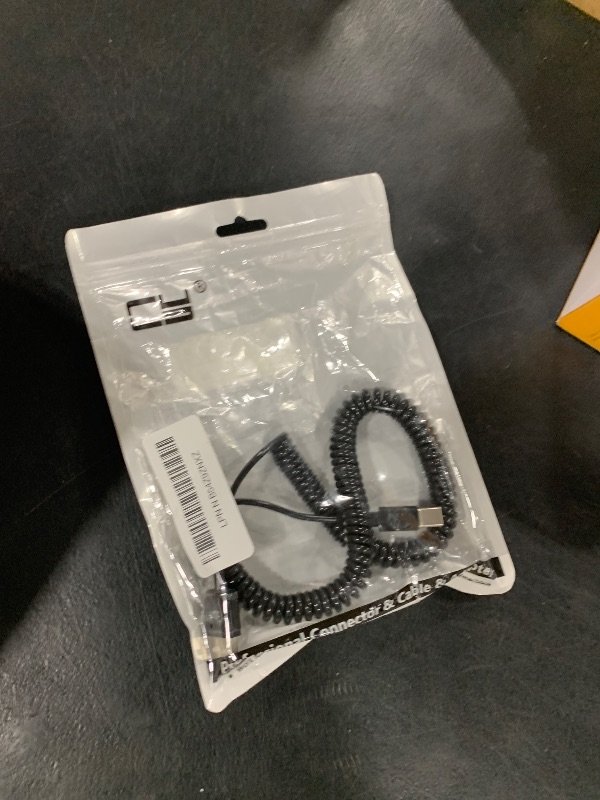 Photo 1 of JSER Black 10ft Stretch Spiral USB-C USB 3.1 Type C to USB 2.0 Type-A Data Coiled Cable for Phone 3m (300cm)