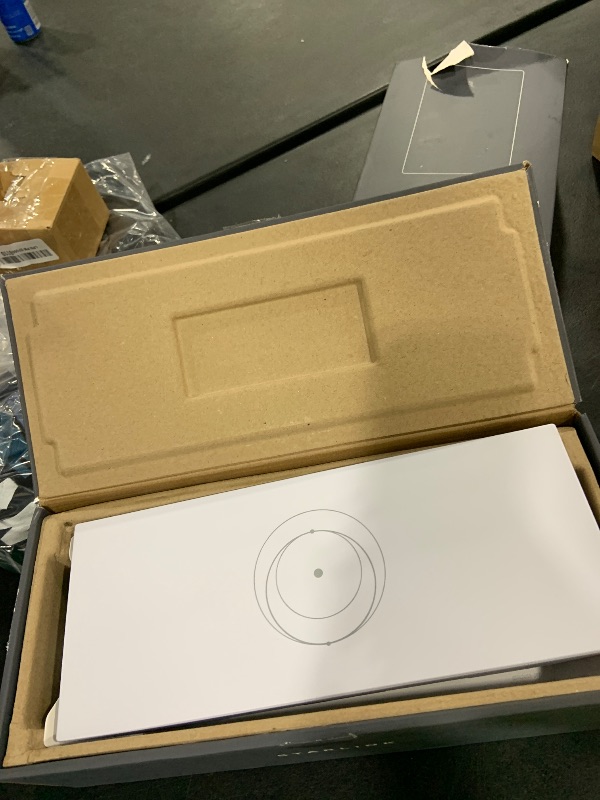 Photo 1 of Mesh Router for Starlink Gen 3 with WiFi 6 | Works with Gen 1/2 Rectangular Dish and Gen 3 Flat Dish, White, UTR-32