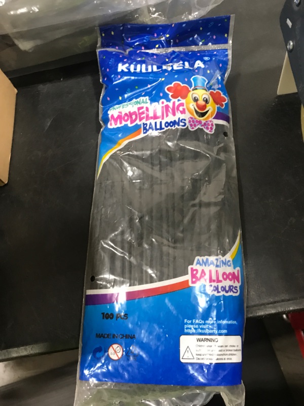 Photo 1 of Black 260 balloons, Thickening Latex Black 260q Balloons for Animal Model, 100pcs Black Long Twisting Balloons for Halloween Xmas Presents, Animal Shape Weddings, Birthdays Clowns.