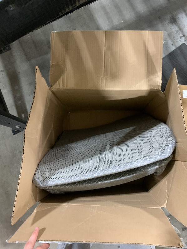 Photo 1 of Cushion