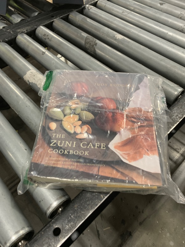 Photo 1 of The Zuni Café Cookbook: A Compendium of Recipes and Cooking Lessons from San Francisco's Beloved Restaurant