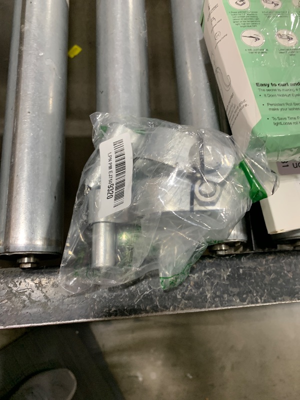 Photo 1 of 1-5/8" 2 Pack Chain Link Fence Frame Gate Post Hinge/Galvanized Steel Zinc Plated Pipe Gate Hinge for Post/Pipe, Nut/Bolt Included for Hinge (1-5/8 Inch)