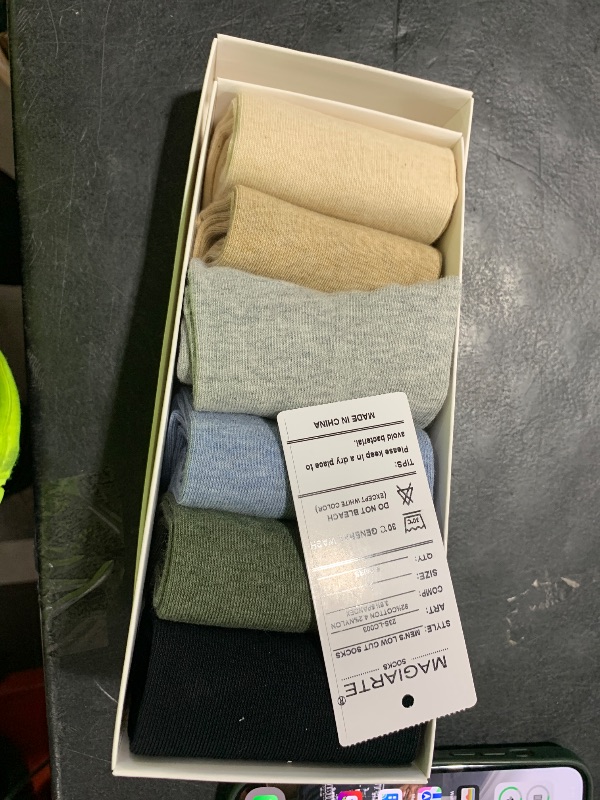 Photo 1 of 6 PK SOCKS 