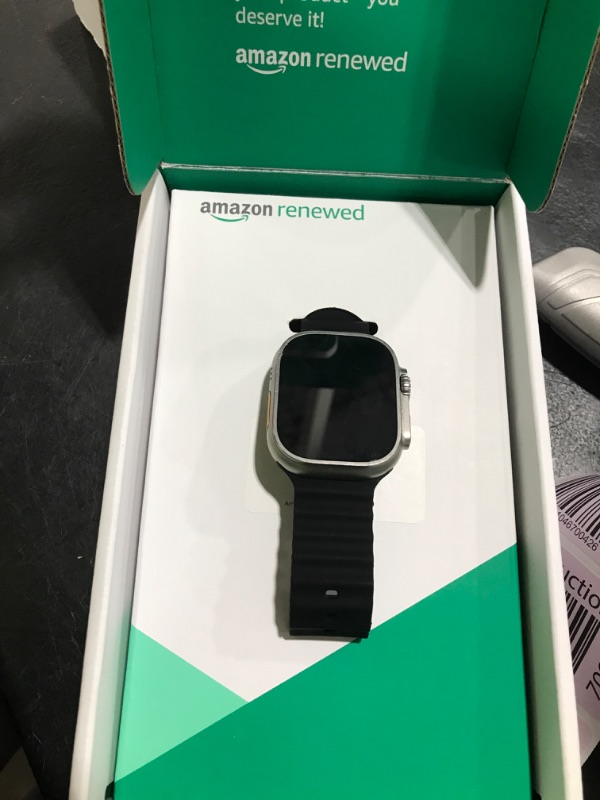 Photo 1 of Apple Watch Ultra [GPS + Cellular 49mm] Titanium Case with Midnight Ocean Band, One Size (Renewed Premium)