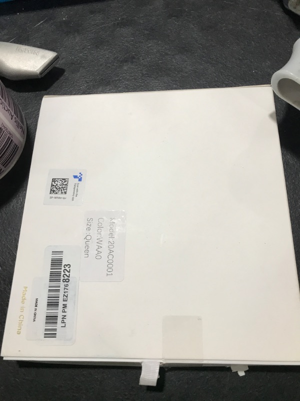 Photo 1 of 100% Pure Mulberry Silk Pillowcase for Hair & Skin - 22 Momme 6A High-Grade Fibers - Anti-Aging, Anti-Sleep Crease, Cooling Satin Pillowcases with Hidden Zipper, Best Gift Idea (Queen 20x30 Inches)