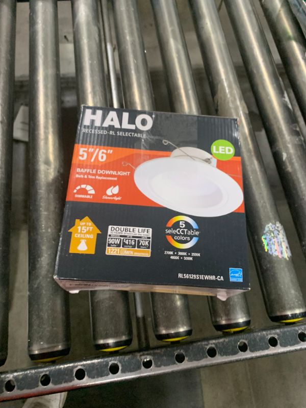 Photo 1 of HALO RL56129S1EWHR-CA Selectable Color Temperature, Integrated LED Recessed Trim, White, 6 Inches