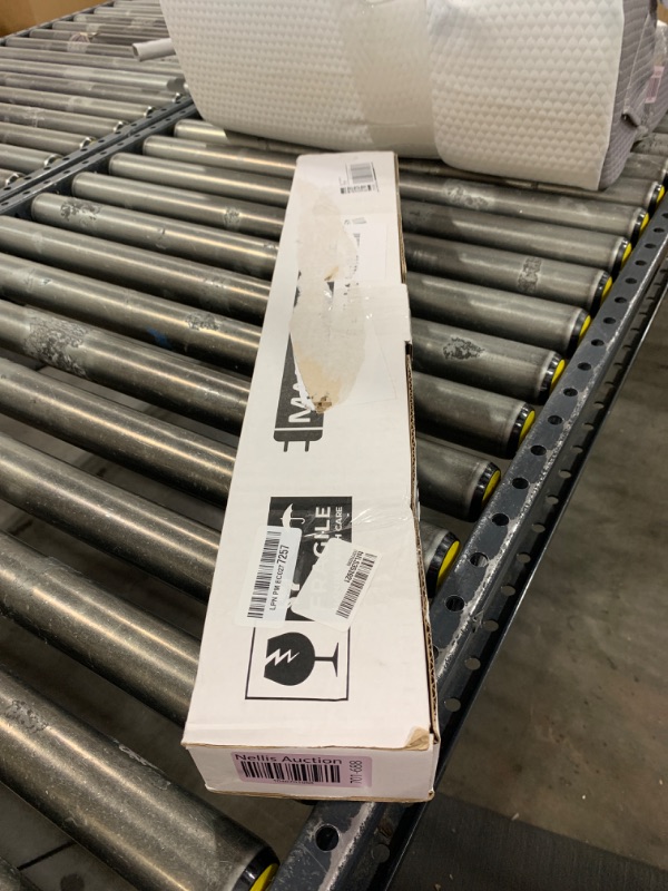 Photo 1 of F20T12/D (2 Pack) 2ft Fluorescent Tube Light Bulb 20 Watt Daylight T12 20W 6500K 1.5 inch Diameter Replaces F20T12/D/ECO/UPC F20T12/SUN/ECO F20T12/D/ECO F20T12/D/ALTO (2)