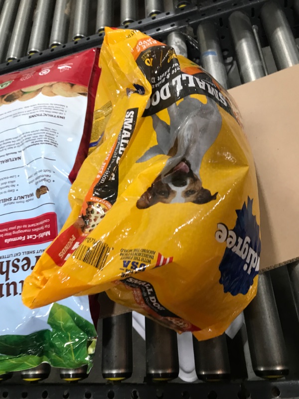 Photo 1 of Pedigree Complete Nutrition Adult Small Dog Dry Dog Food, Roasted Chicken, Rice & Vegetable Flavor, 14 lb. Bag exp 4 2026