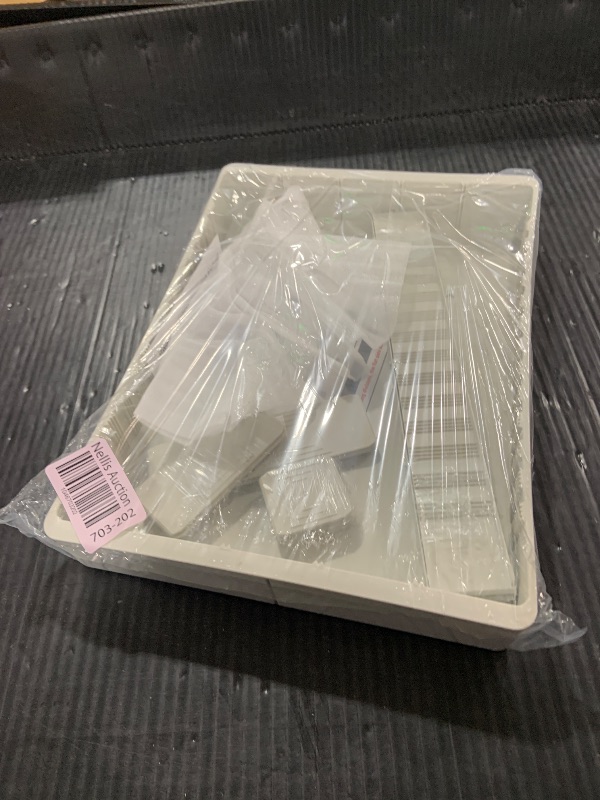 Photo 1 of flatware organizer