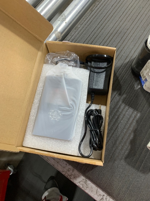 Photo 1 of Little Bear B4-X Portable Dual-Mono Vacuum Tube Headphone Amplifier; Mini Balanced Audio Headphone Amp B4 Upgrade Version