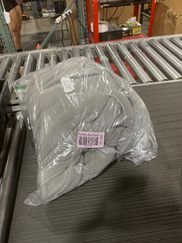 Photo 1 of Electric Blanket 62"x84" Twin Size Soft Heated Blanket with 4 Levels of Heat ? 10 Hour Auto Off, Machine Washable - Misty Grey