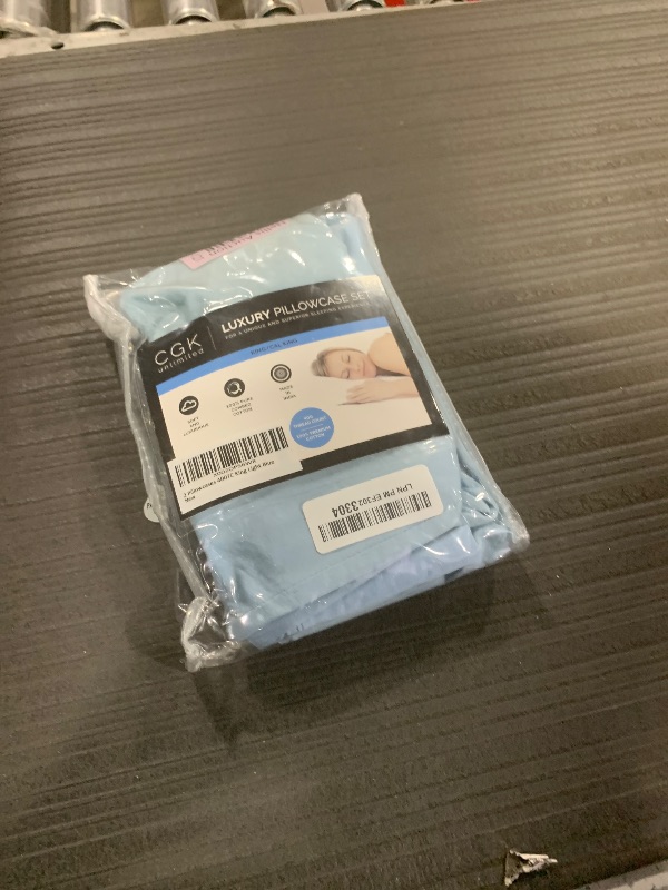 Photo 1 of 100% Cotton Pillow Cases King Size - Cooling, Breathable & Soft Pillowcase Covers Set of 2-400 Thread Count Cotton - Wrinkle Free - Machine Washable Protectors - Luxury Hotel Bedding - Light Blue
