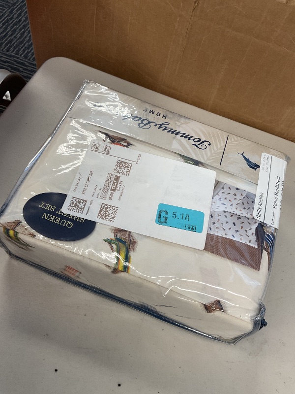Photo 1 of Tommy Bahama - Queen Sheets, Cotton Percale Bedding Set, Crisp & Cool, Stylish Bedding Set (Beach Chairs Multi, Queen)