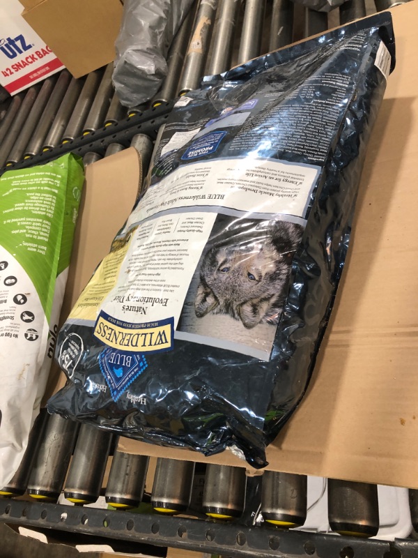 Photo 1 of Blue Buffalo Wilderness Natural High-Protein Dry Food for Adult Dogs, Chicken Recipe, 24-lb. Bag EXP OCT 2025
