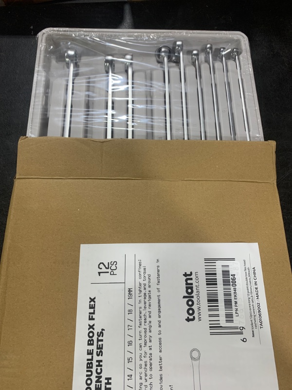 Photo 1 of toolant Extra Long Ratcheting Wrench Set, Flex Head & Fixed Offset Head Double Box End Combination Wrench Set, CR-V Steel, Metric 8-19mm, 12PCS with Storage Tray