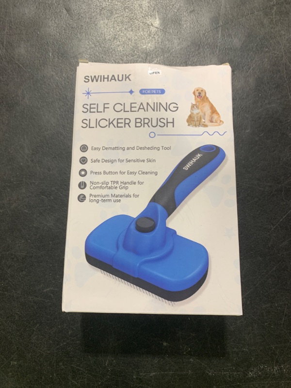 Photo 1 of Self-Cleaning Slicker Brush 