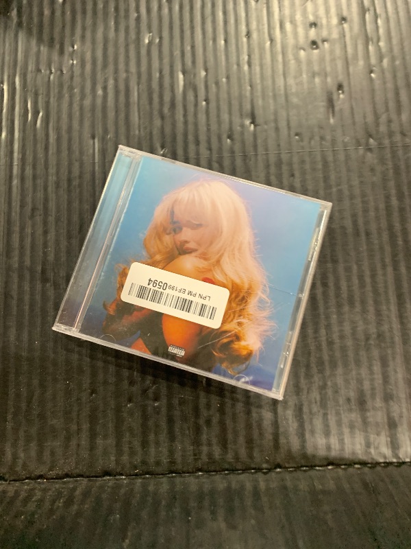 Photo 1 of Short n' Sweet (Deluxe Edition)