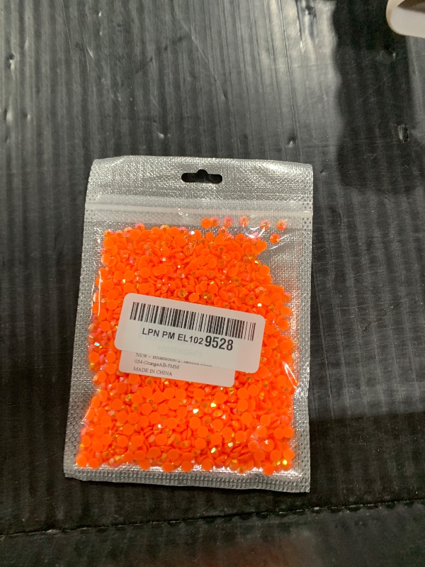 Photo 1 of Briskbloom 2000PCS 5mm Resin Flatback Rhinestone, Orange AB Color Flatback Jelly Resin Rhinestones for Mugs, Bottles, Tumblers, Craft Decoration, Loose Bling Glitter Diamond Stone