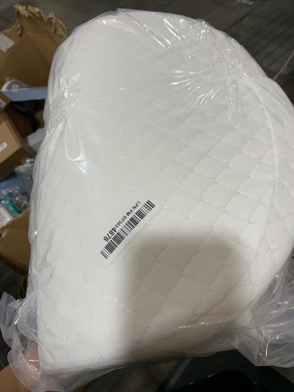 Photo 1 of Wonder Living Baby Bassinet Mattress, Breathable, Hypoallergenic, Premium Foam, Non-Toxic, Oval Shaped with Removal Waterproof Cover,15" x 30" x 2'', White