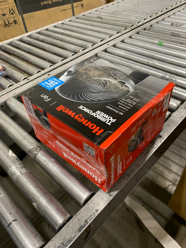 Photo 1 of Honeywell Turboforce Fan, Ht-900, 11 inch