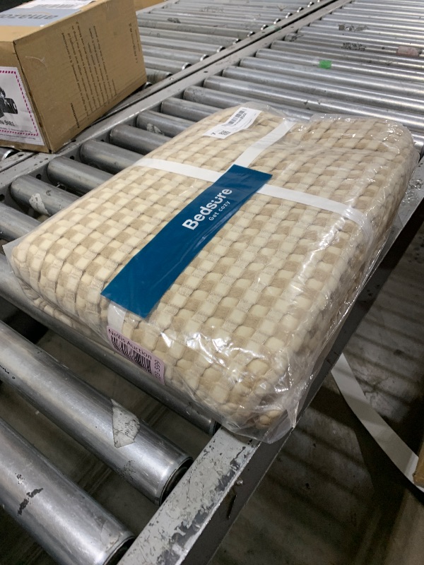Photo 1 of Bedsure Cooling Cotton Waffle King Size Blanket - Lightweight Breathable Summer Blanket of Rayon Derived from Bamboo for Hot Sleepers, Luxury Throws for Bed, Couch and Sofa, Taupe, 104x90 Inches