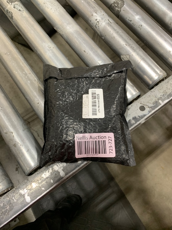 Photo 1 of 100 PCS Packaging Strapping Open Seal, 5/8 inch Metal Strapping Banding Clip Snap-On Gripper Strap Clip for 5/8" Width Packing Strap