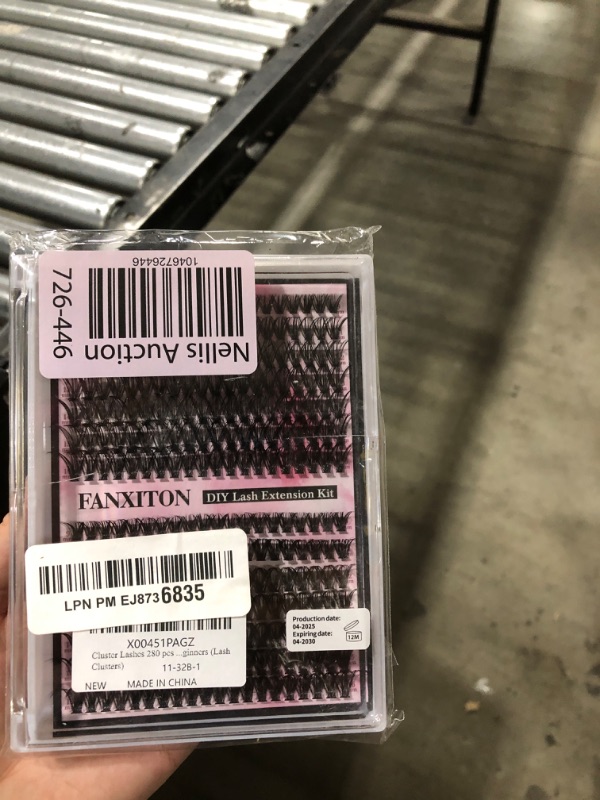 Photo 1 of Cluster Lashes 280 pcs Lash Clusters D Volume Eyelashes Extensions 9-16 mm Mix 40D+50D Individual Lashes Thin Band Eyelashes Cluster for DIY Lash Extension Beginners (Lash Clusters)